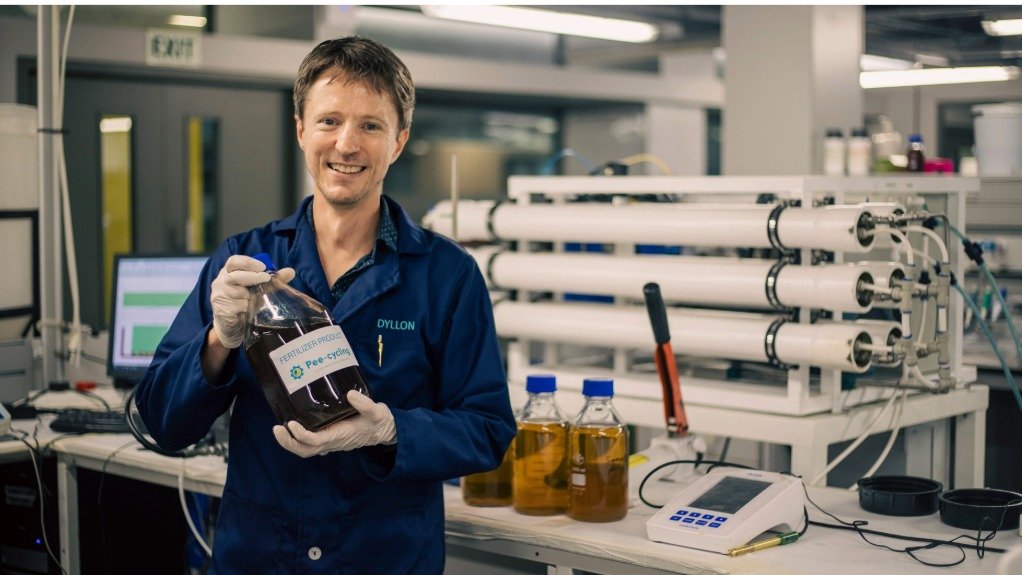 Chemical engineer Professor Dyllon Randall