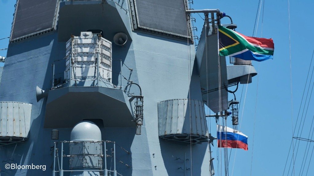 SA Russia flags 