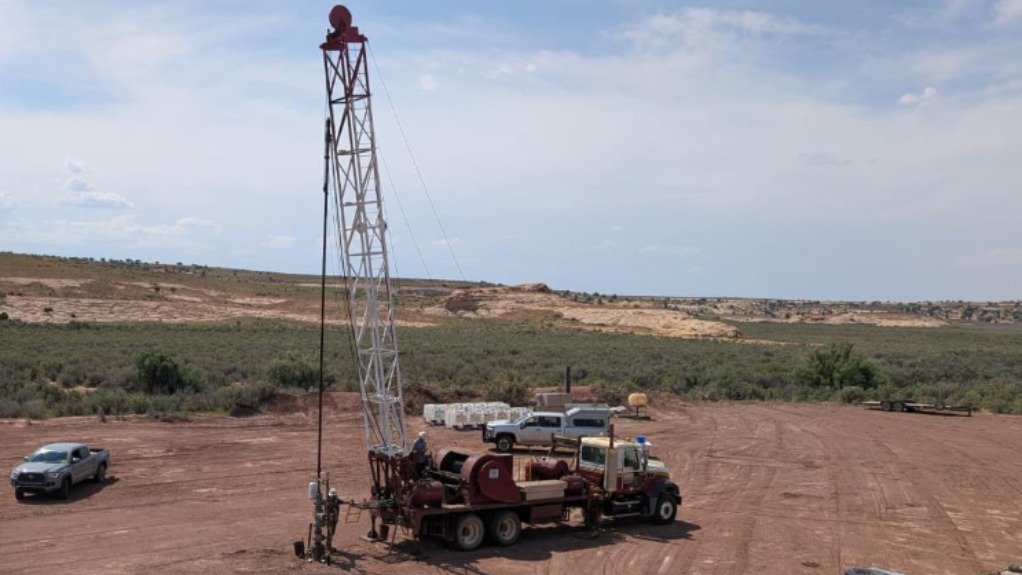 Swabbing unit at Mandrake Resources' Evelyn Chambers #1 brine extraction well in Utah