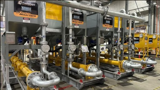 SIMPLIFIED SOLUTION
Multiple WEARTUFF pump systems with Vortex mixer tanks prepared in the Challenge Pumps workshop ahead of export to the underground in Africa
