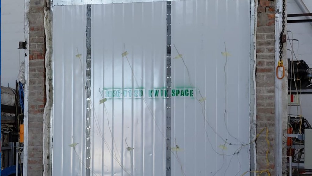 FIREWALL
Kwikspace’s Kwik Fire Wall Panel is BS EN 1365-1:2012 standard certified