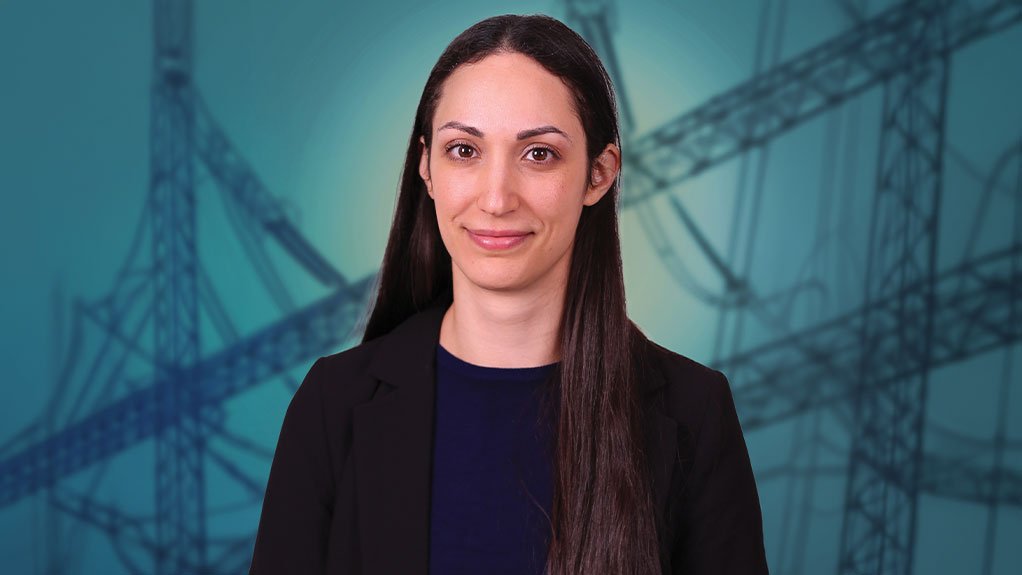 Shirley Mann | Associate