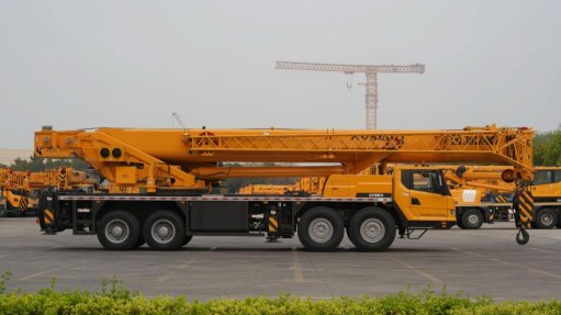 A QY85KH truck-mounted crane 