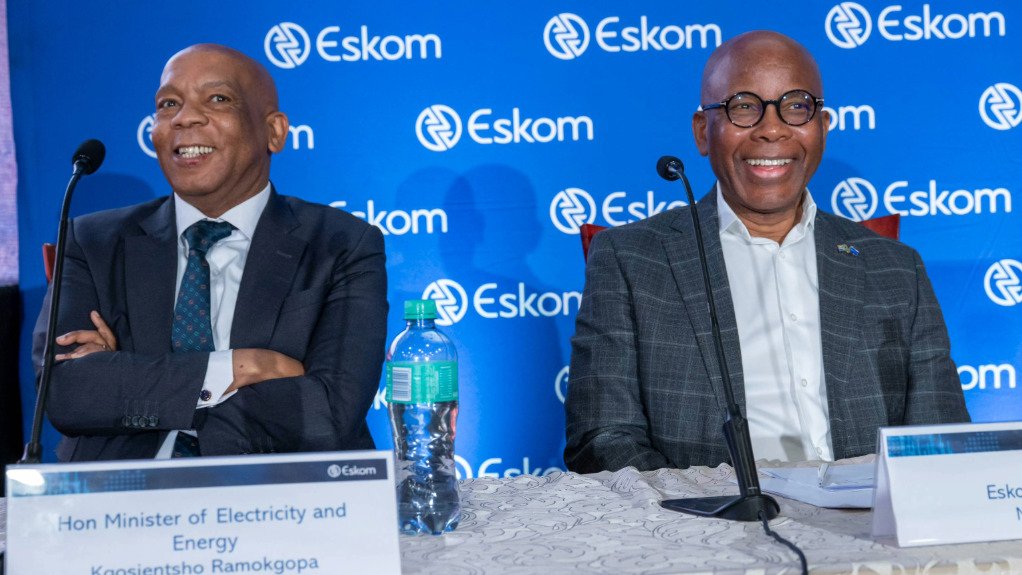 Electricity and Energy Minister Dr Kgosientsho Ramokgopa and Eskom chairperson Mteto Nyati at Eskom's 2026 financial results presentatio