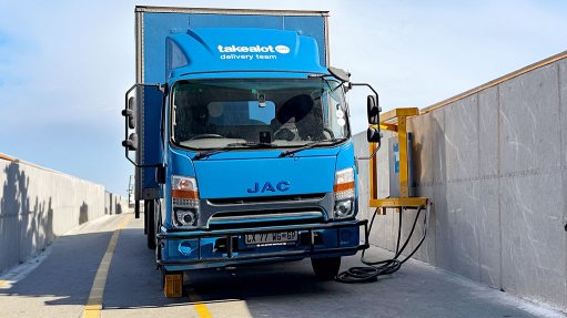 01-truck-at-charger