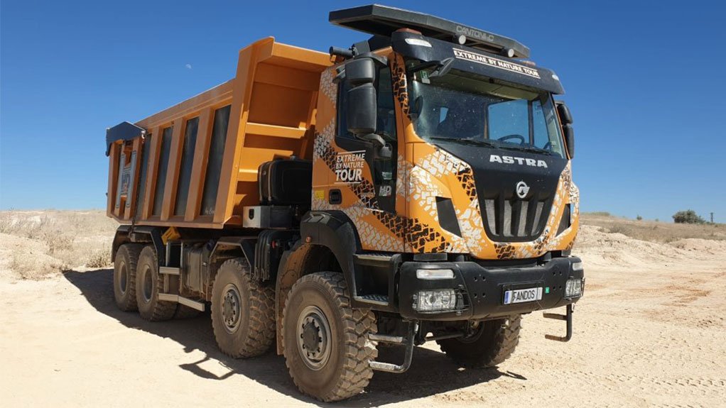 EXTREME DUTY The HHD9 is the largest heavy-duty off-road vehicle available in the Iveco product line-up