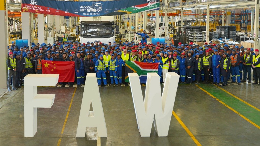 Celebrating assembly of the 25 000th unit at the FAW plant