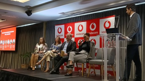 L-R: Vodacom Group ESG and sustainable business executive head Nola Richards; Carbon Trust Africa cohead and energy and climate policy specialist Jarredine Morris; African Energy Futures director Steve Nicholls; Presidential Climate Commission policy and research executive manager Lebogang Mulaisi; and energy transition analyst and The Progress Playbook editor Nick Hedley. 