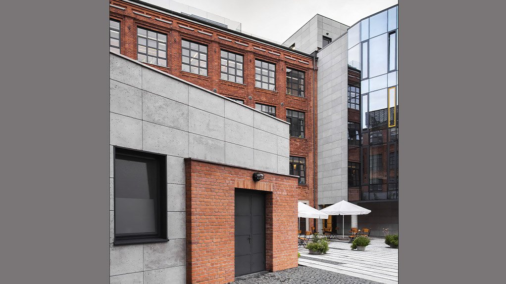 Float cladding achieves its exterior durability through a carefully engineered concrete mix. High-grade cement, pozzolanic binders, fine mineral aggregates and performance-enhancing admixtures combine to form a dense, low-porosity matrix that resists moisture ingress, weathering and prolonged environmental exposure