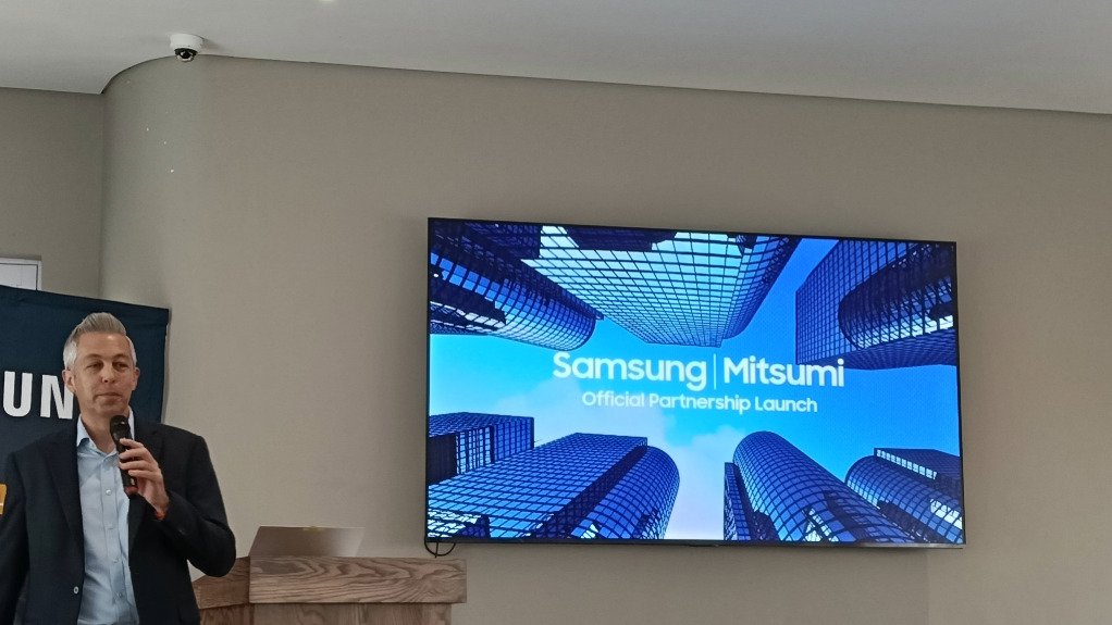Image of Samsung Mobile VP Justin Hume
