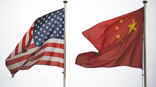 US and China flags