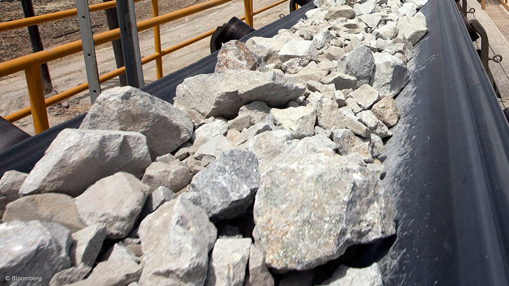 Molybdenum ore