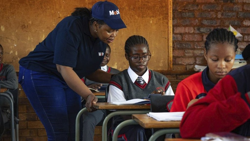Mobil™ Give a Drop brings practical mathematics support to Kagiso school