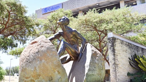 Eskom in bid to select renewables partners for 6 GW portfolio amid new procurement moves