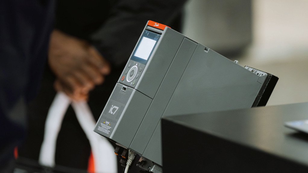 A the newly developed iC7-Automation variable-speed drive