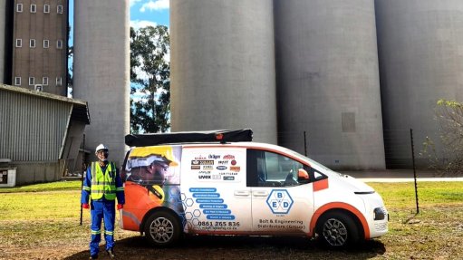 An image of a B.E.D. contractor at an industrial operatio