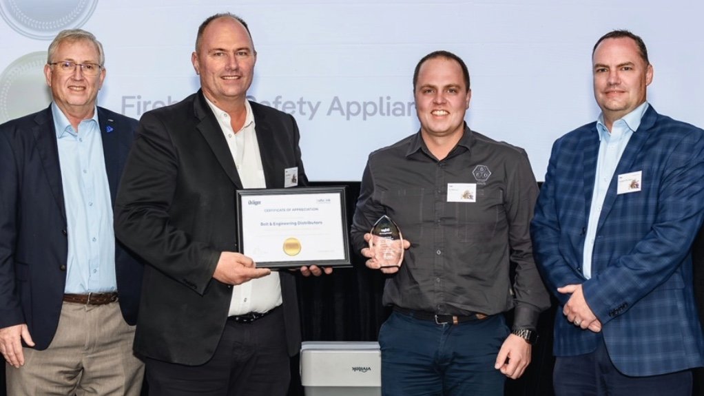 Marius Fourie Country Manager at Dräger South Africa, Jody Bester (B.E.D. Bethlehem Area Sales Manager), AJ Massyn (B.E.D. Tshwane Area Sales Manager), Helgaard McAlpine SafeLink Channel Partner Excellence Manager Dräger South Africa