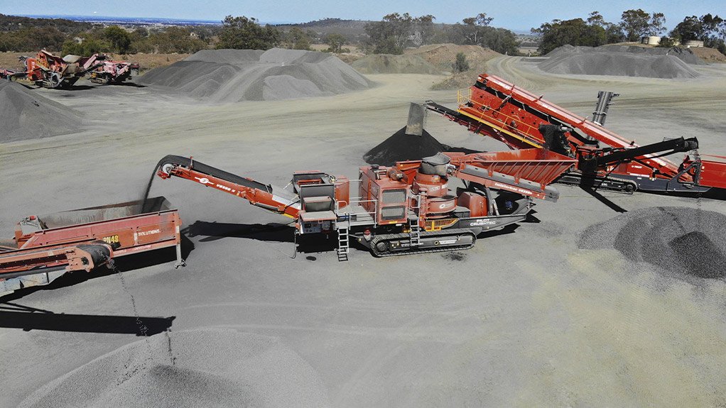 The TwisterTrac VS350H builds on a proven platform with important updates to its engine, electrical and hydraulic systems