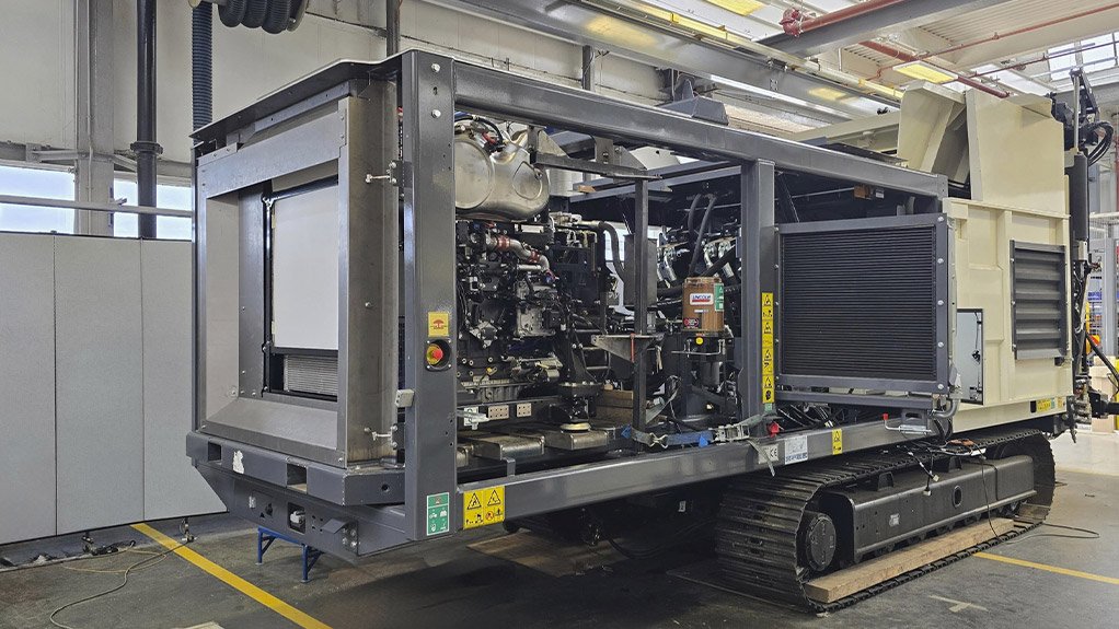 Image of a Terex Ecotec shredder fitted with Perkins hydrogen hybrid IOPU 
