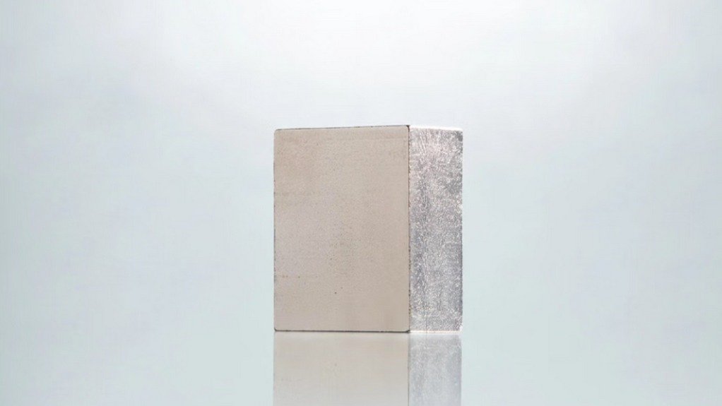 Rare earth magnet