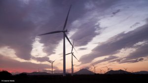 Global wind generation capacity grows by record 44% in 2014