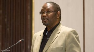 Zwelinzima Vavi 
