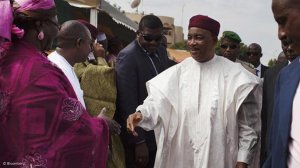 Niger voting extended for second day after some polls didn't open