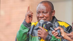 Ramaphosa gives Mashaba deadline to address issues in Alex 
