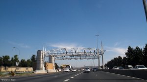 E-toll gantry