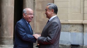 Brazilian Foreign Minister Mauro Vieira and Chinese Foreign Minister Wang Yi shake hands
