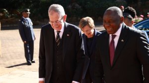 Image of  Alexander van der Bellen and Cyril Ramaphosa
