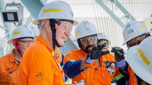 Venetia senior GM Ntokozo Ngema pointing out impressive Venetia infrastructure to Mining Weekly’s Martin Creamer.