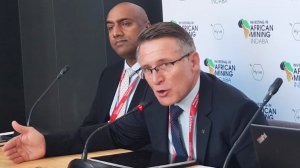Minerals Council CEO Zero Harm Forum chairperson Japie Fullard with Minerals Council safety & sustainable development head Dushen Naidoo (left).